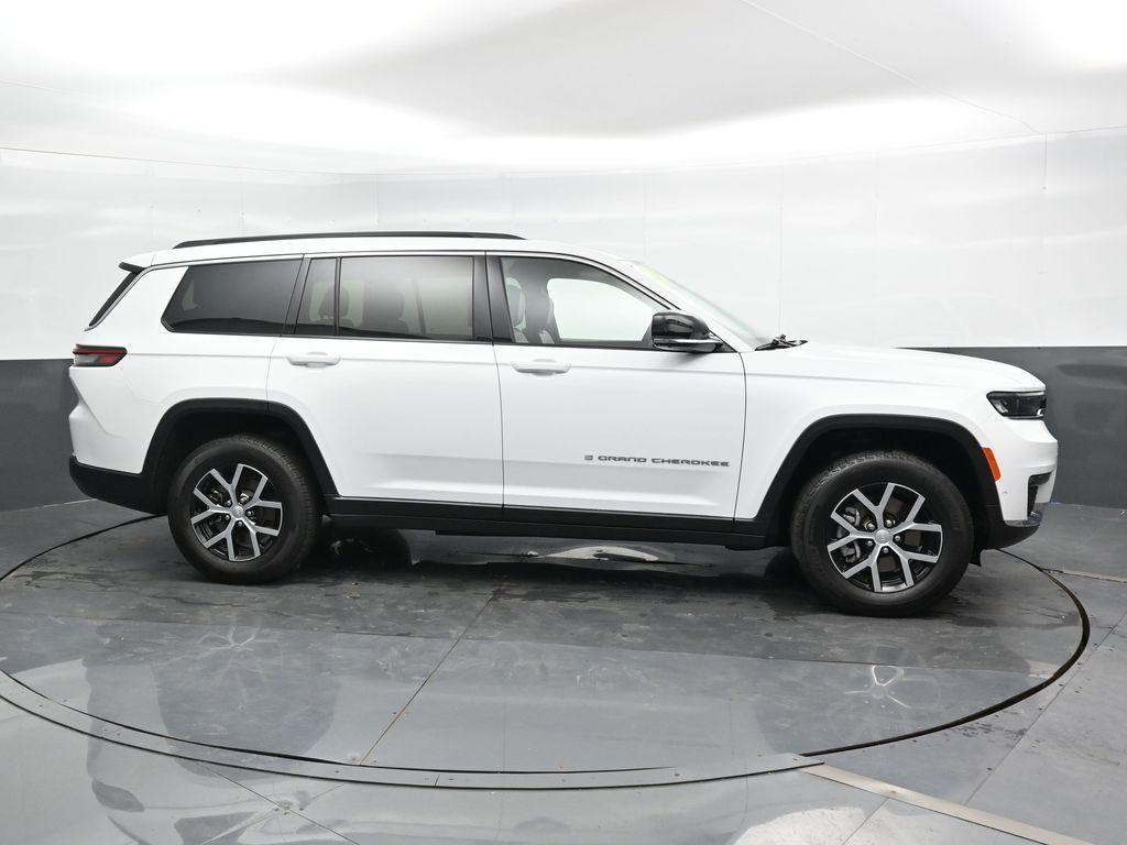 used 2024 Jeep Grand Cherokee L car, priced at $37,616