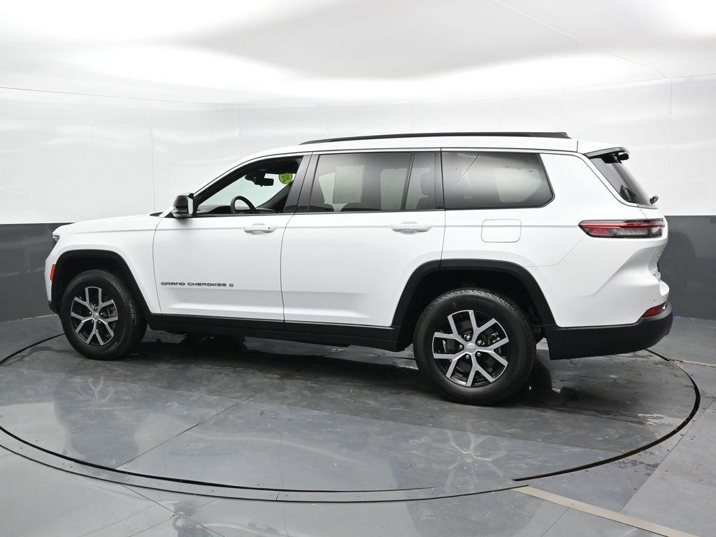 used 2024 Jeep Grand Cherokee L car, priced at $37,616