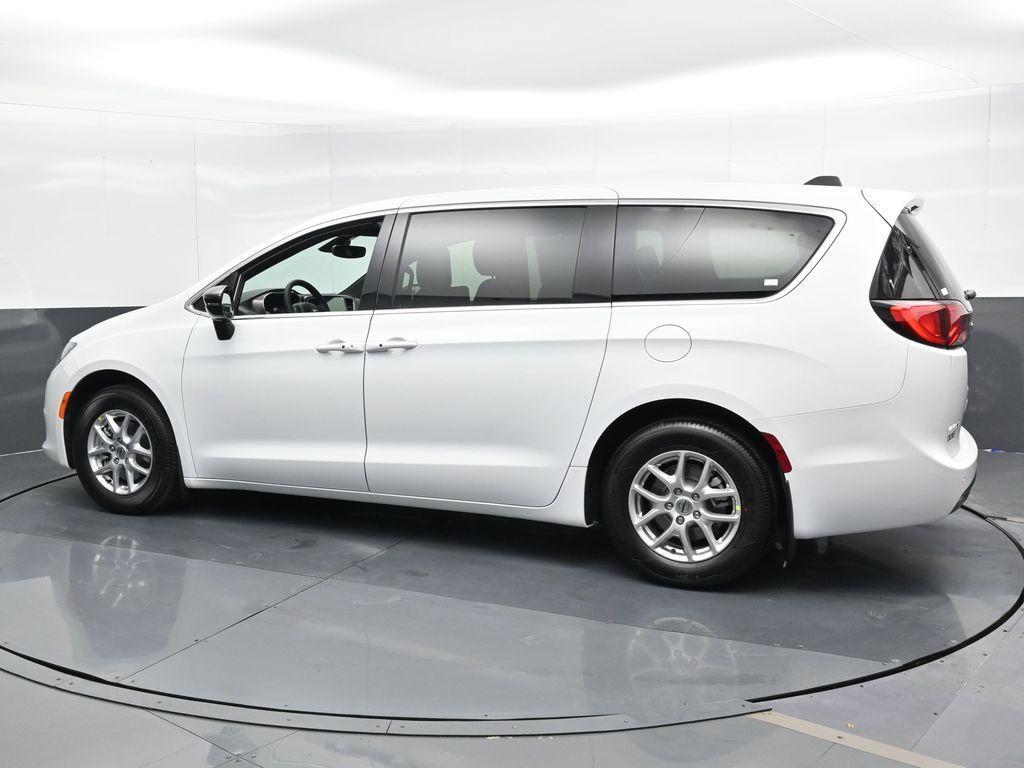 new 2025 Chrysler Voyager car, priced at $40,640