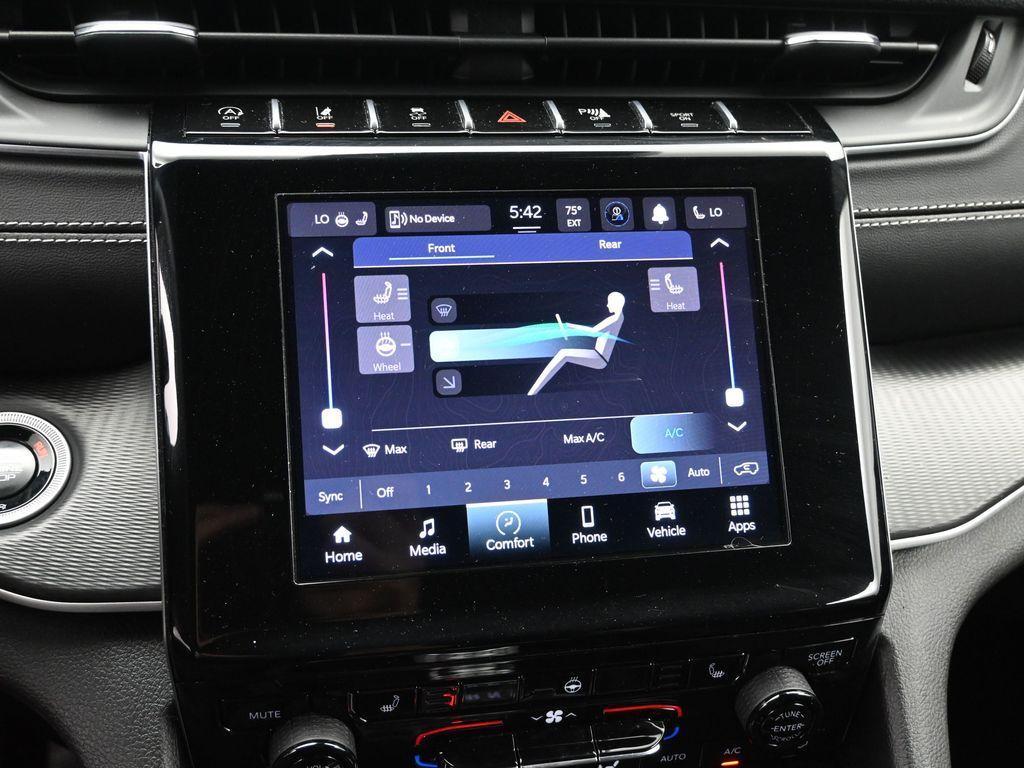 used 2024 Jeep Grand Cherokee L car, priced at $34,137