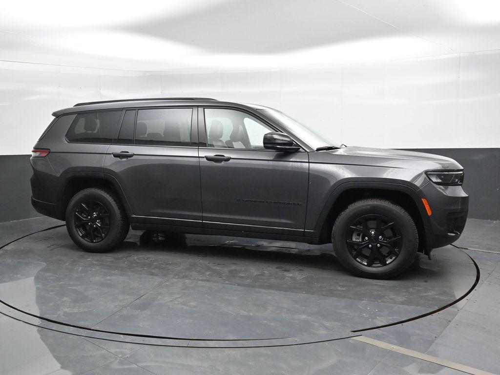 used 2024 Jeep Grand Cherokee L car, priced at $34,137