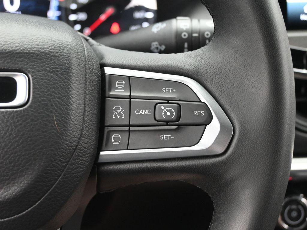 used 2023 Jeep Compass car, priced at $22,211