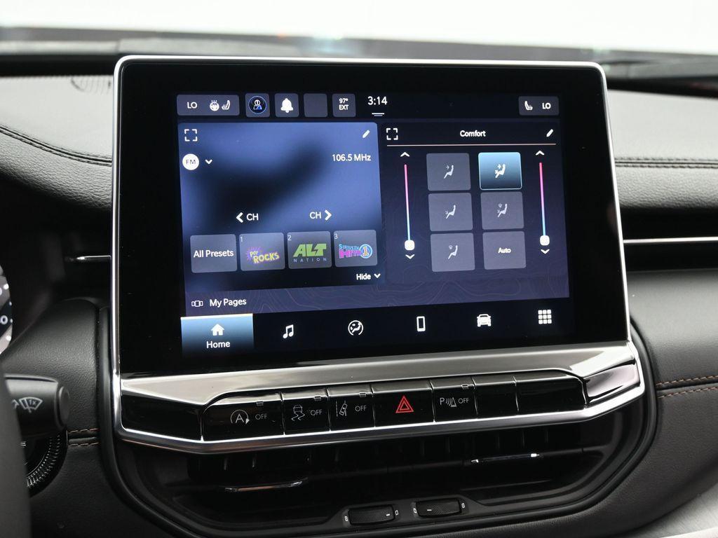 used 2023 Jeep Compass car, priced at $22,211