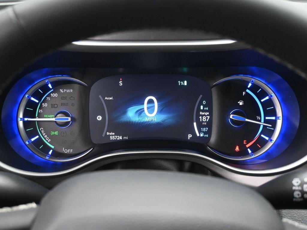 used 2023 Chrysler Pacifica Hybrid car, priced at $25,465