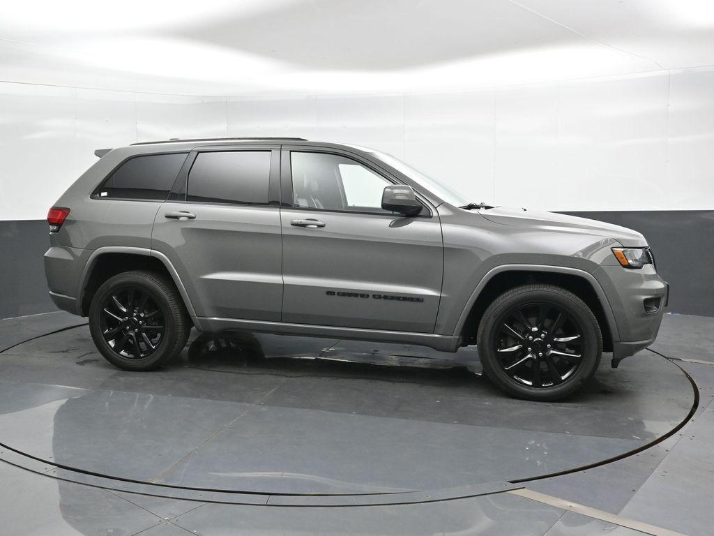used 2022 Jeep Grand Cherokee WK car, priced at $28,951