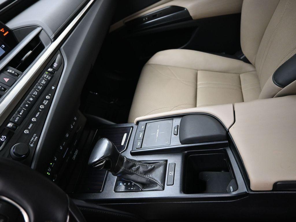 used 2020 Lexus ES 350 car, priced at $33,991