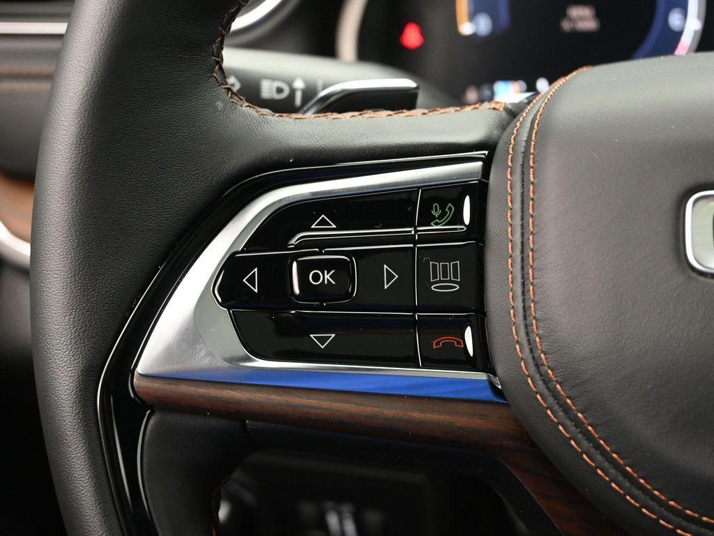 new 2025 Jeep Grand Cherokee car, priced at $62,780