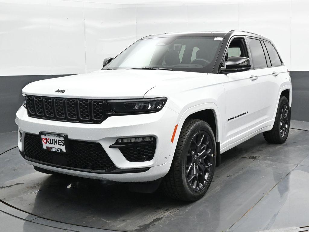 new 2025 Jeep Grand Cherokee car, priced at $62,780