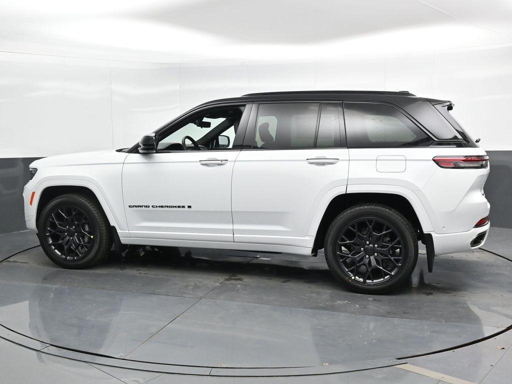 new 2025 Jeep Grand Cherokee car, priced at $62,780