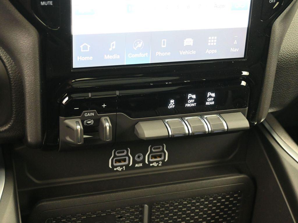new 2025 Ram 1500 car, priced at $53,954