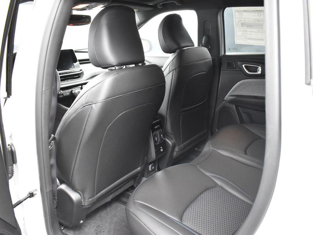 new 2025 Jeep Compass car