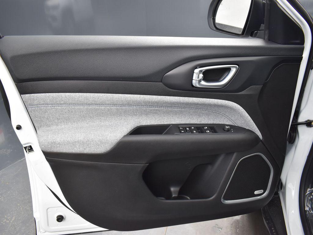 new 2025 Jeep Compass car