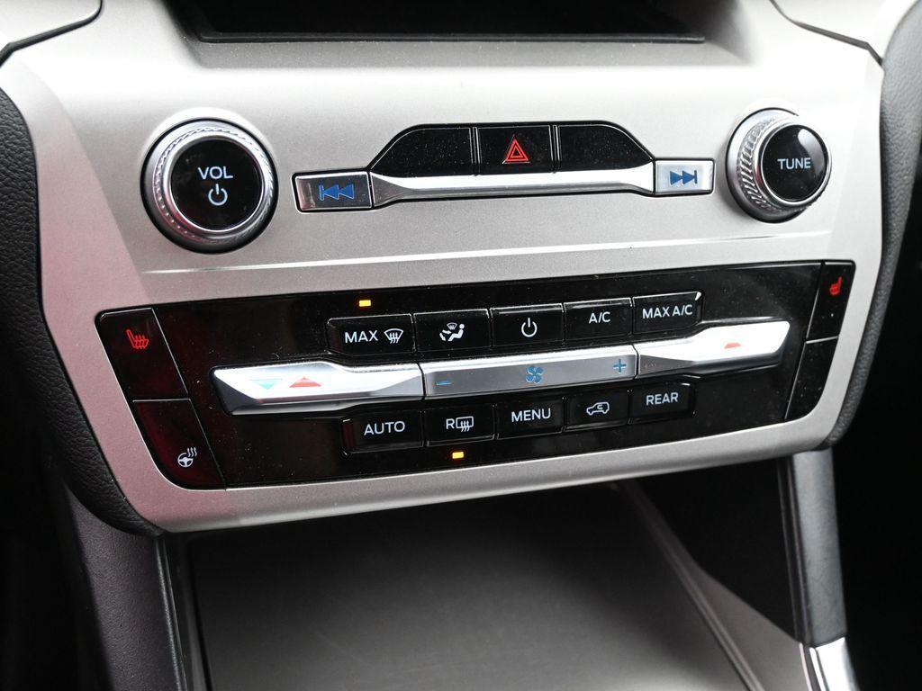 used 2022 Ford Explorer car, priced at $28,495
