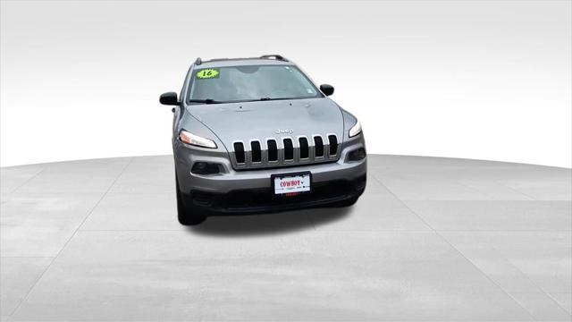used 2016 Jeep Cherokee car, priced at $11,382