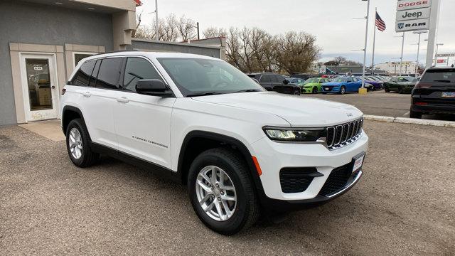 new 2025 Jeep Grand Cherokee car, priced at $38,080