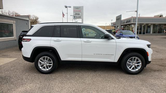 new 2025 Jeep Grand Cherokee car, priced at $38,080