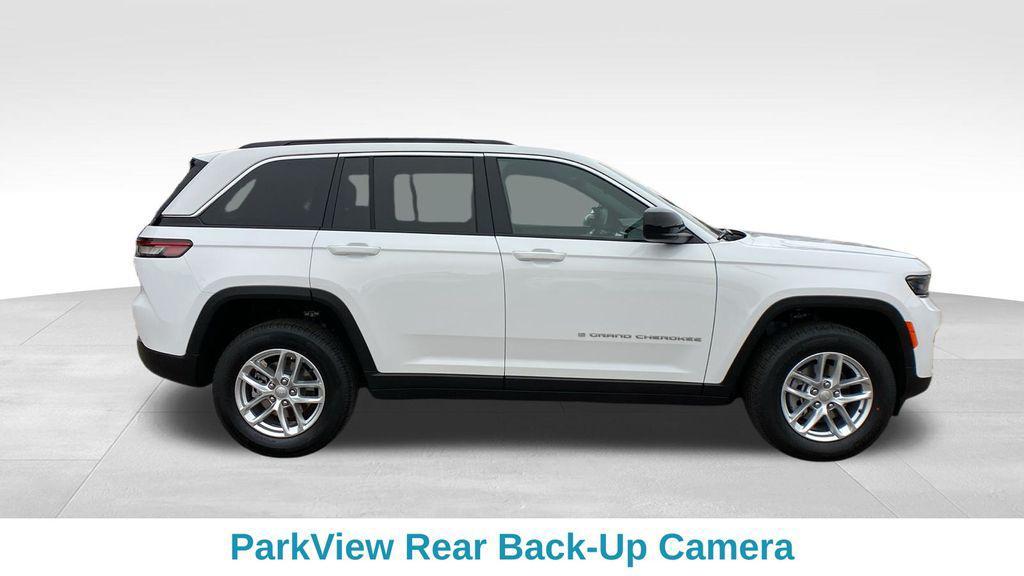 new 2025 Jeep Grand Cherokee car, priced at $35,679