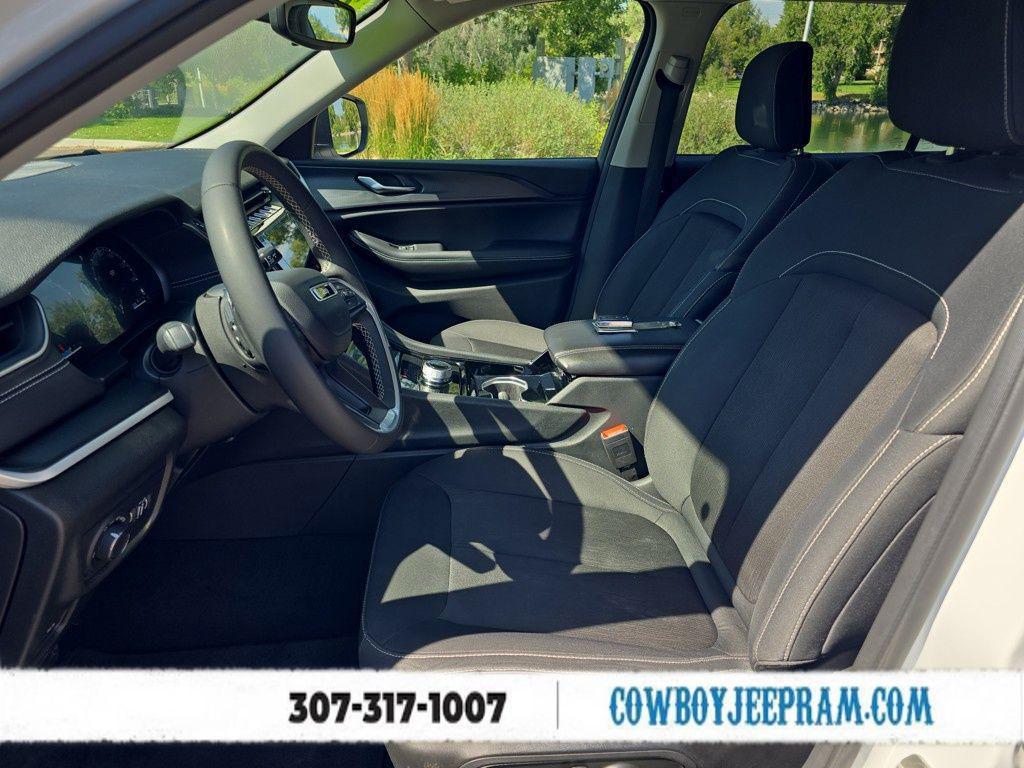 used 2023 Jeep Grand Cherokee L car, priced at $30,874