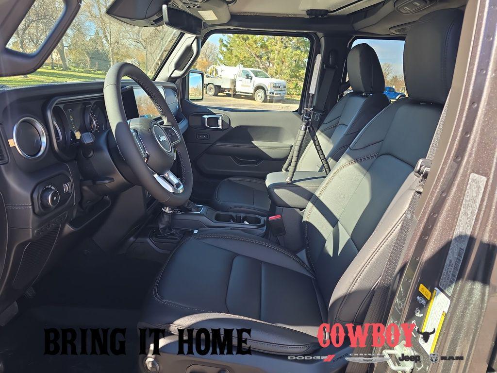 new 2026 Jeep Wrangler car, priced at $52,512