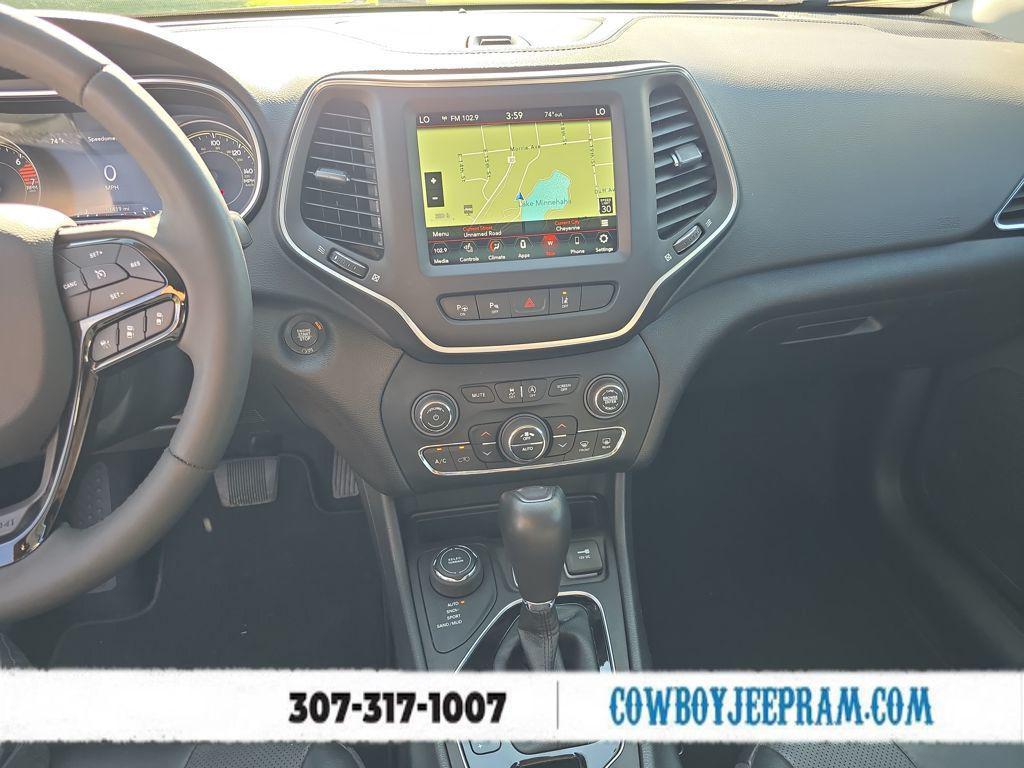 used 2023 Jeep Cherokee car, priced at $25,125