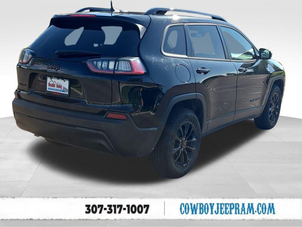 used 2023 Jeep Cherokee car, priced at $25,125