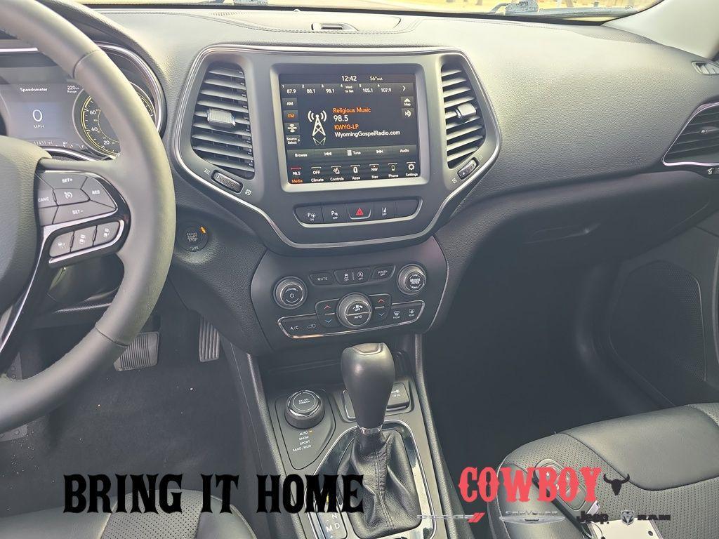 used 2023 Jeep Cherokee car, priced at $24,195