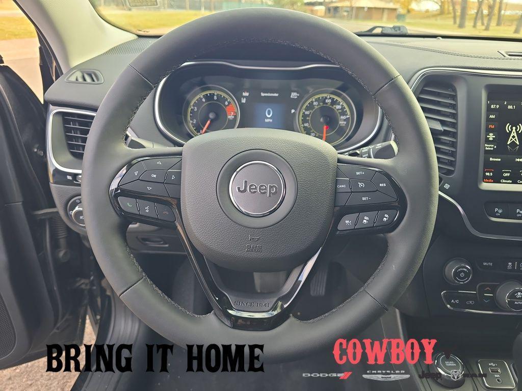 used 2023 Jeep Cherokee car, priced at $24,195