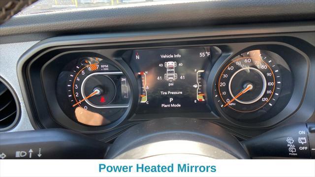 new 2025 Jeep Wrangler car, priced at $45,437