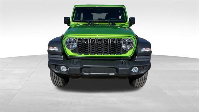 new 2025 Jeep Wrangler car, priced at $44,118