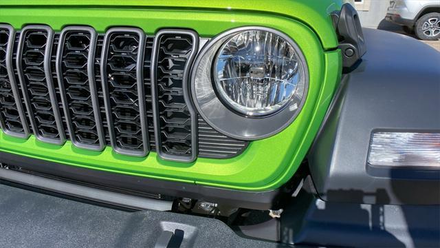 new 2025 Jeep Wrangler car, priced at $43,266