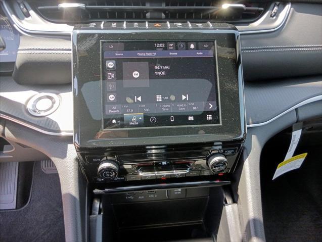new 2025 Jeep Grand Cherokee car, priced at $38,781