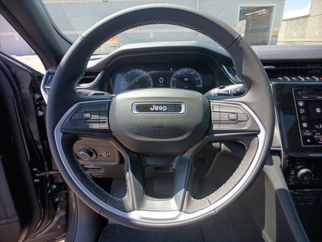 new 2025 Jeep Grand Cherokee car, priced at $38,781