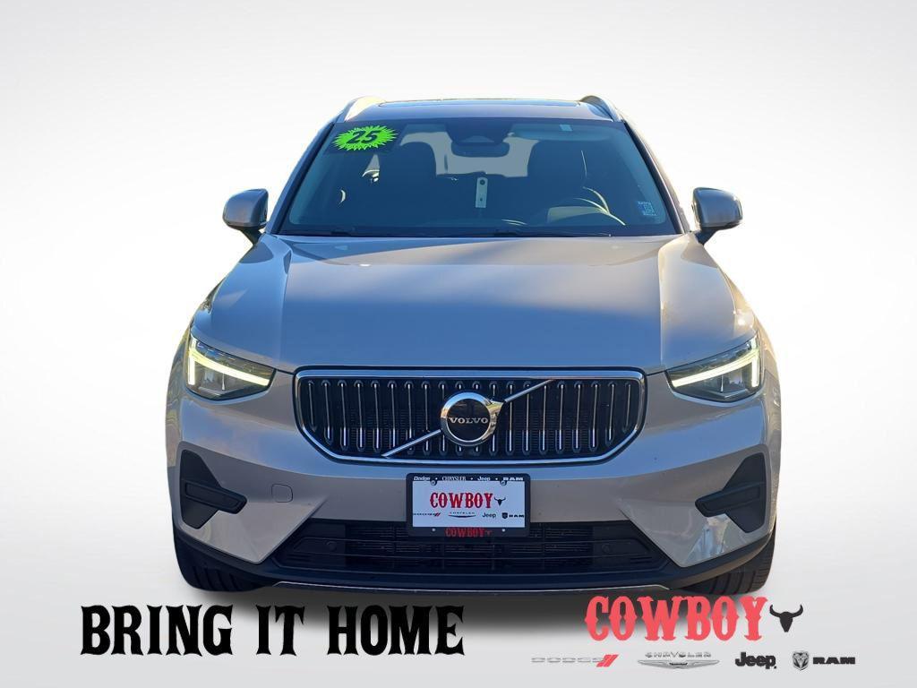 used 2025 Volvo XC40 car, priced at $33,695