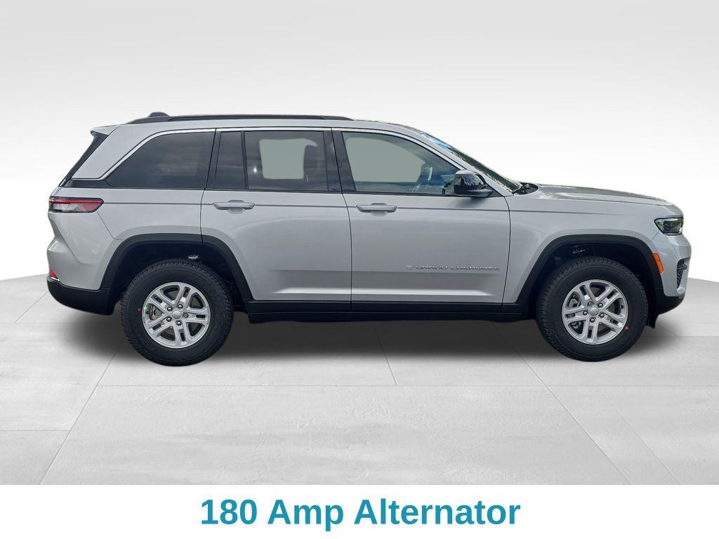 new 2025 Jeep Grand Cherokee car, priced at $35,634