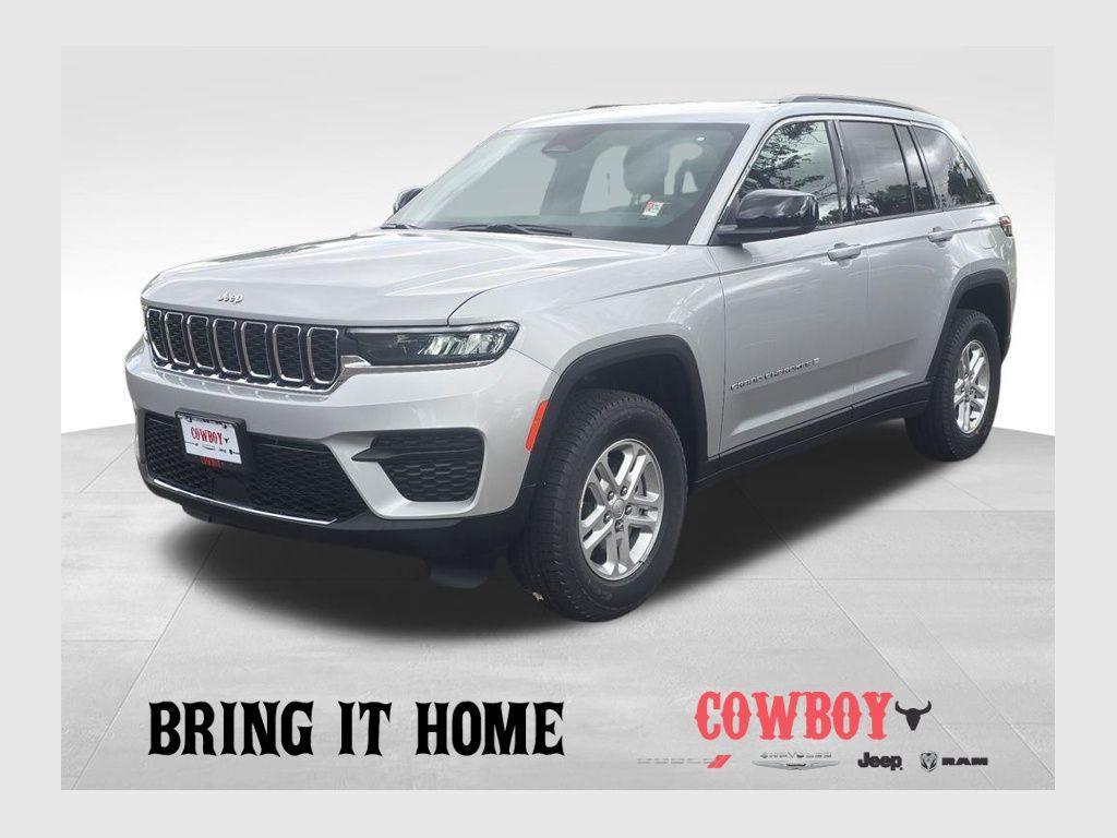 new 2025 Jeep Grand Cherokee car, priced at $35,634
