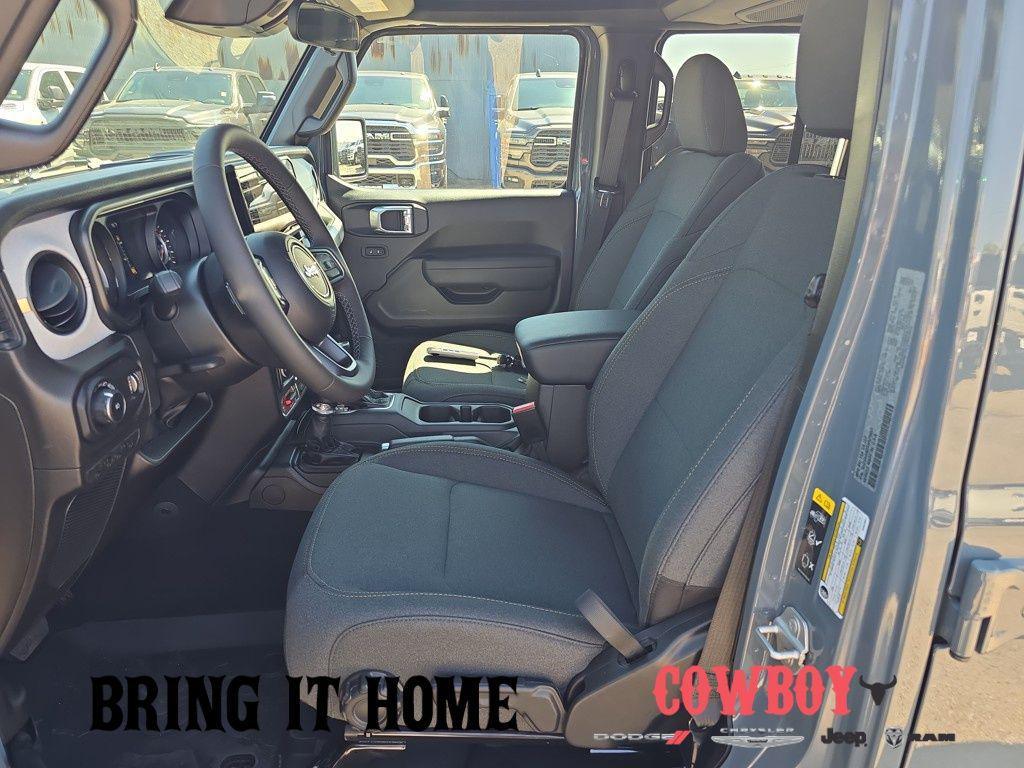 new 2025 Jeep Wrangler car, priced at $49,555