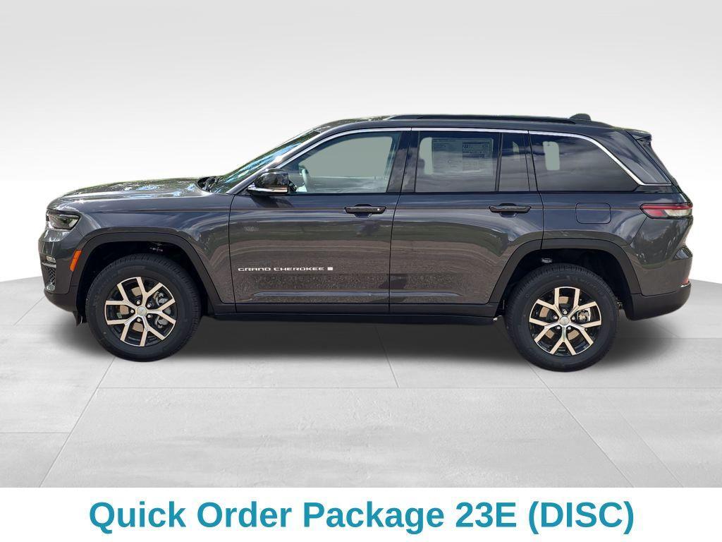 new 2025 Jeep Grand Cherokee car, priced at $42,387