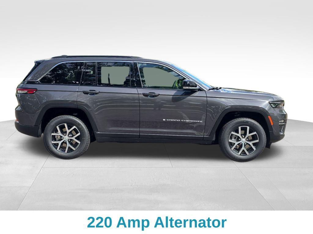 new 2025 Jeep Grand Cherokee car, priced at $42,387