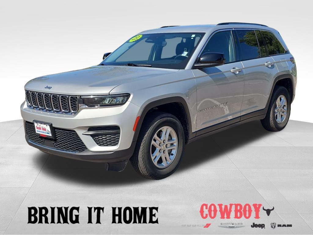 used 2023 Jeep Grand Cherokee car, priced at $28,124