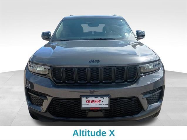 new 2025 Jeep Grand Cherokee car, priced at $42,720