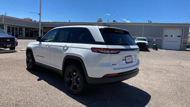 new 2024 Jeep Grand Cherokee car, priced at $40,203