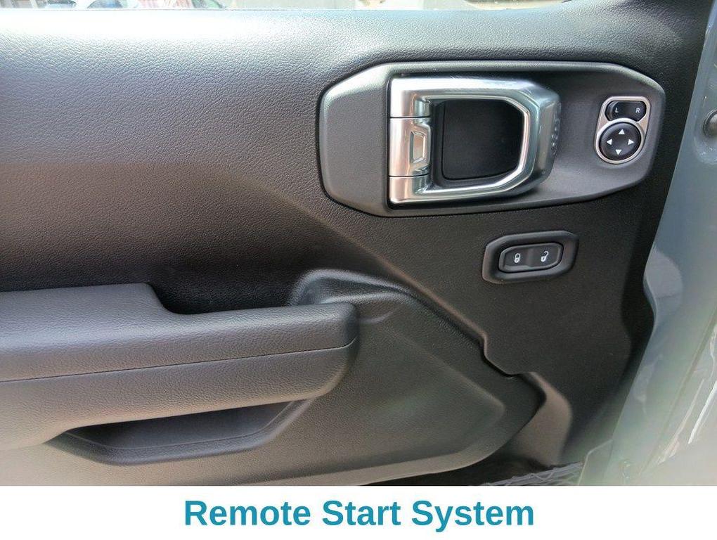 new 2025 Jeep Gladiator car, priced at $47,082