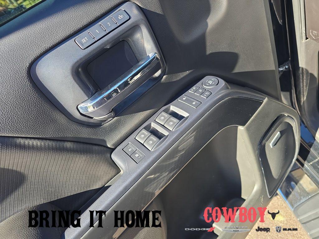 used 2014 GMC Sierra 1500 car, priced at $21,594