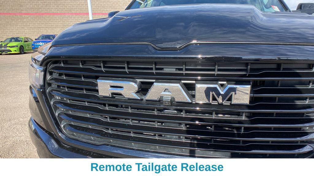 new 2025 Ram 1500 car, priced at $65,871