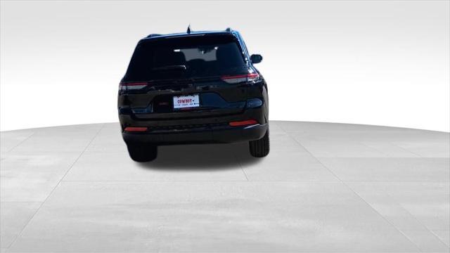new 2025 Jeep Grand Cherokee car, priced at $45,564