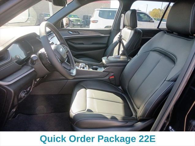 new 2025 Jeep Grand Cherokee car, priced at $46,786