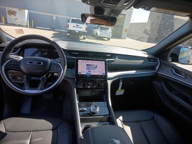 new 2025 Jeep Grand Cherokee car, priced at $45,564