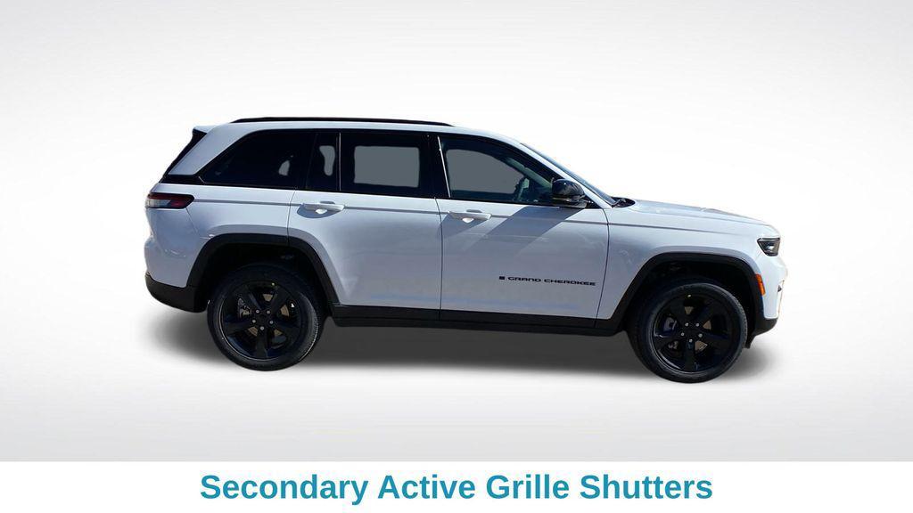 new 2025 Jeep Grand Cherokee car, priced at $39,626