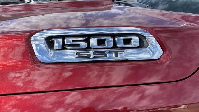 new 2025 Ram 1500 car, priced at $47,472