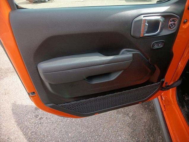 new 2025 Jeep Wrangler car, priced at $46,000